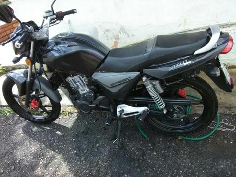 Vendo Moto