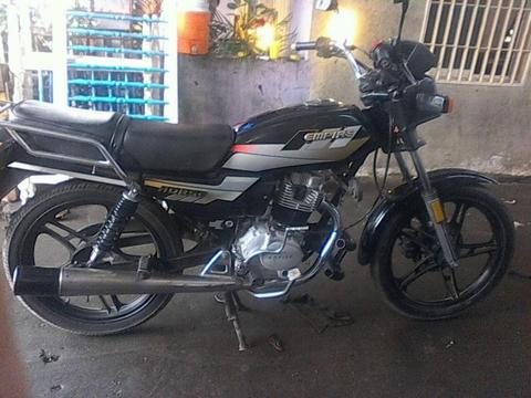 vendo mi horse 2011 en muy buen estado para mayor informacion llamar o escribir 04162572469