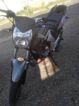 Moto Skygo 200cc con 8500 Km