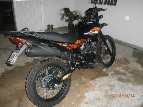 Vendo moto DSR 2014