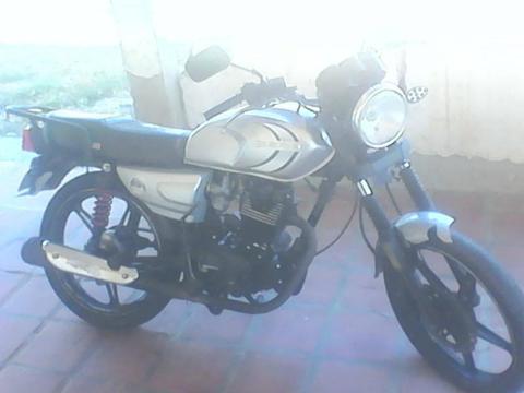 VENDO MOTO BERA 200 AÑO 2013 URGENCIA ECONOMICA