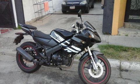 Moto R1 200 Bera año 2016