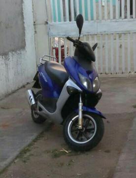 Vendo Moto Automática