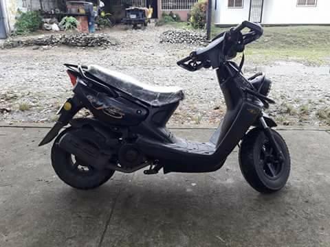 se vende moto bera 2011 en buenas condiciones 04247296039