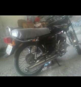 vendo Yamaha 100 clasico ao 2006