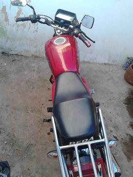 MOTO MD AGUILA 2013