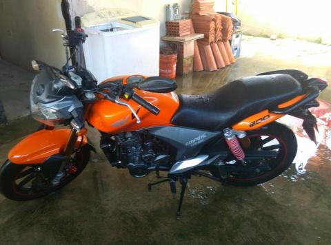 Vendo Moto Rkv