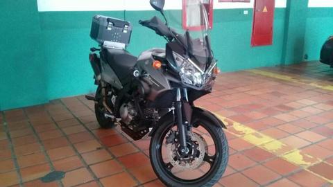 Se Vende Suzuki V-strom 2013