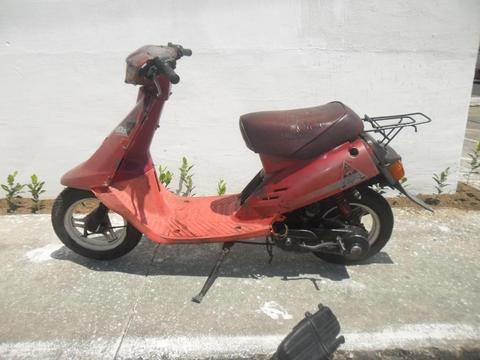 vendo esta moto