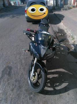Vendo R1 bera 2014
