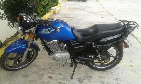 Vendo Moto Susuki En125