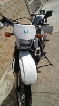 Suzuki Dr650