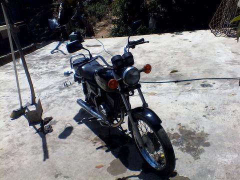 Moto Yamaha Rx 100