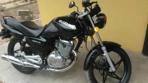 suzuki EN 125 2013