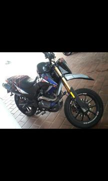 Moto Tx 2013