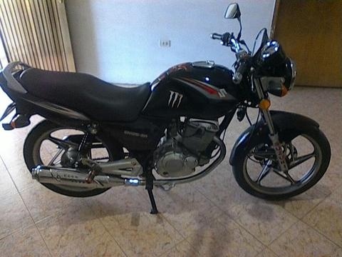 Vendo O Cambio Moto Suzuki en