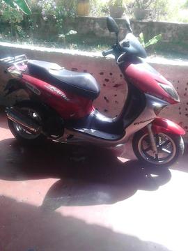 BERA,MATRIC ELEGAN 150CC,EN MUY BUENAS CONDICIONES