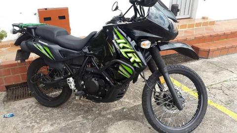 KLR 2014 como nuevo se vende o cambia