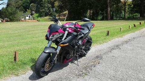 Benelli Tnt Caffe Recing 2012 899cc