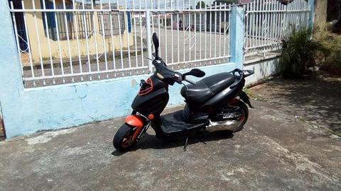 Vendo o cambio mi moto Bera rally 150cc