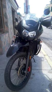 VENDO CAMBIO RECIBO VEHÍCULO DE IGUAL O MENOR VALOR POR MI KLR