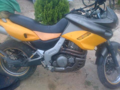 moto cayon cagiva 500