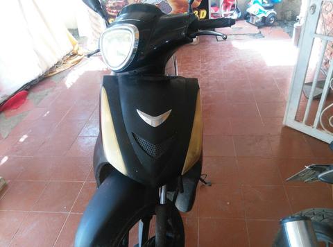 Se Vende Moto Automática Skaygo