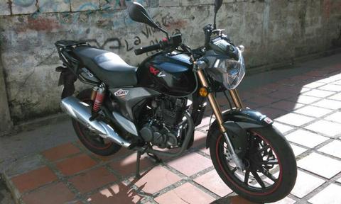 en Venta Moto 200 Rkv, Muy Buen Estado