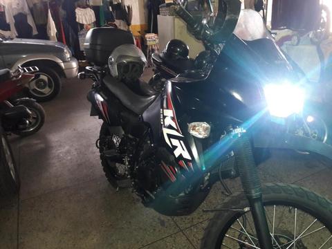 Venta de moto KLR 2013 BARATA