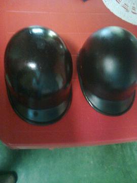 VENDO 2 CASCOS USADOS