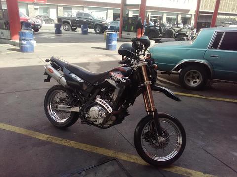 Vendo Moto Skaigo 250 Super Motar