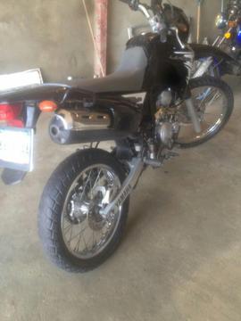 Vendo Moto Lancer