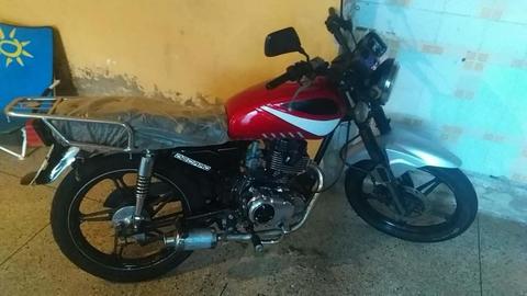 Moto Decaro Detalles minimo