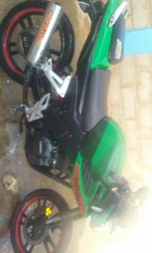 Vendo Moto