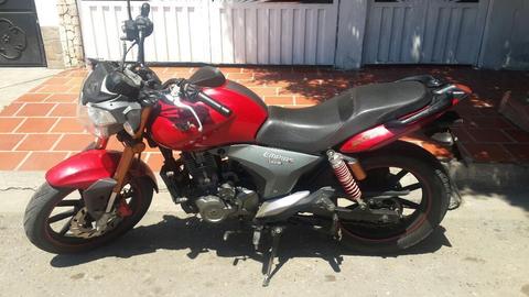 Vendo Moto Rkv