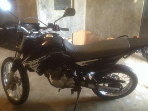 Vendo Moto Lancer en Buen Estado