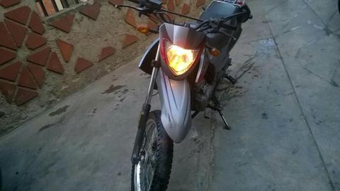 Vendo Moto Tx Año 2012 Bien Conservada