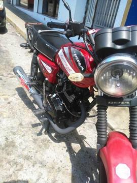 Vendo moto socialista bera