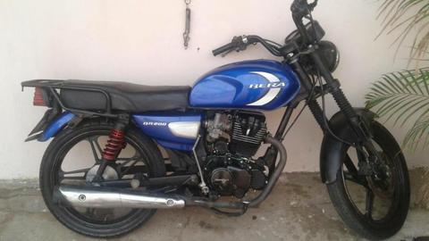 Vendo Moto Bera200