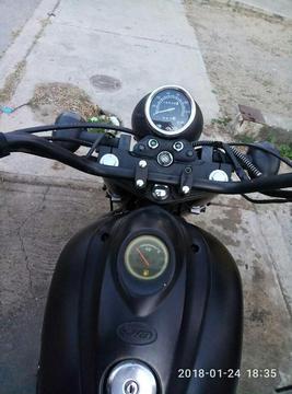 Moto Um 2014