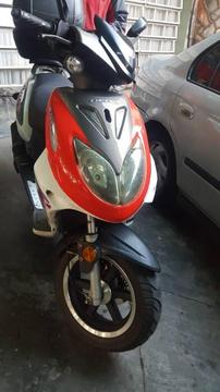 Moto Bera Runner