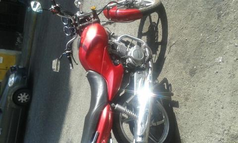 vendo moto honda todo al dia 04241244024