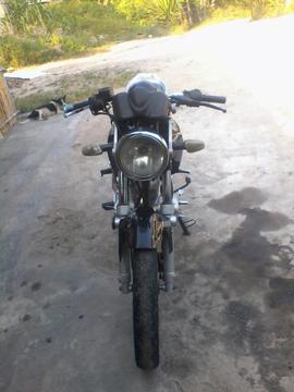 Vendo Moto Alcatraz 2013