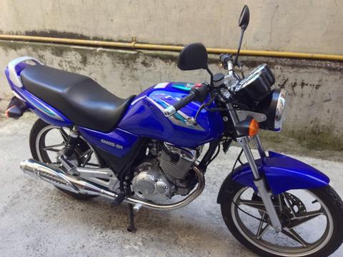 Suzuki en 125