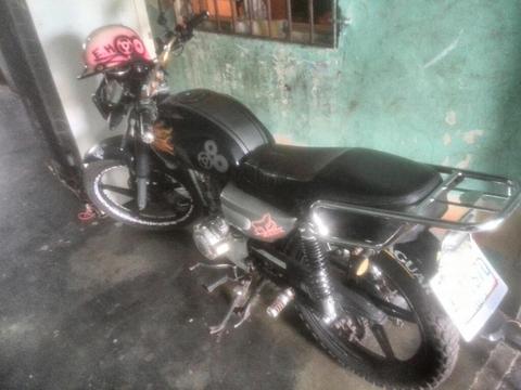 Moto Bera 150