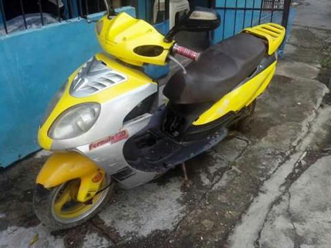 Moto Scooter 2006