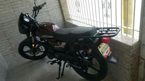 Moto Um Max 150