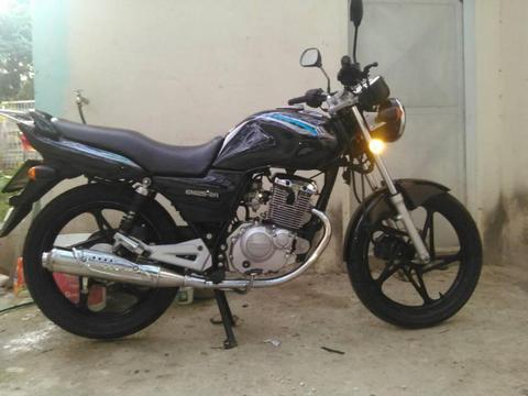 SE VENDE SUZUKI 2012