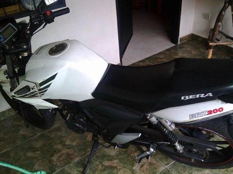 SE VENDE O SE CAMBIA 2014