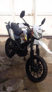 Moto Dt Bera